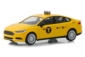 yzzr[ E͌^ԁEoCN [VOJ[ O[CgtH[ht[W^NV[greenlight 86170 143 ford fusion nyc taxi 2013