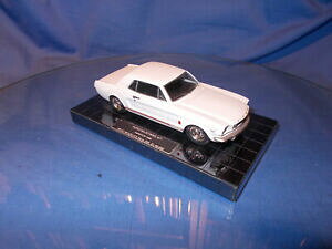 yzzr[ E͌^ԁEoCN [VOJ[ wRWtH[h}X^On[hgbvheco 143 resin ford mustang gt hardtop 1966 white 40200