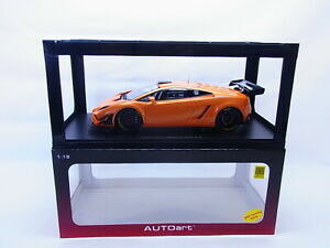 yzzr[ E͌^ԁEoCN [VOJ[ I[gA[g{M[jKhf69359 autoart 81357 lamborghini gallardo gt3 fl2 2013 model 118 neu in ovp