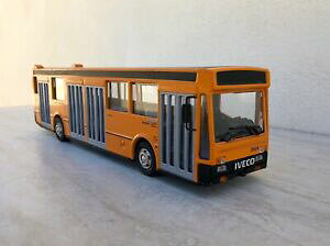 yzzr[ E͌^ԁEoCN [VOJ[ oXCFRGtFEmXP[I[hJ[YoX^[{VeBfbus iveco effeuno scale 143 old cars bus turbo city model