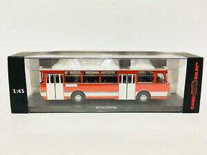 yzzr[ E͌^ԁEoCN [VOJ[ GNX|[gNVbNoXliaz 677 export red white 143 classicbus