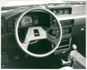 �y���������z�z�r�[ �͌^�� ���f���J�[ �g���^���f���^�[�Z�����f���h���C�o��toyota car model tercel 4wd, model year 1983 the picture shows, driver039;s