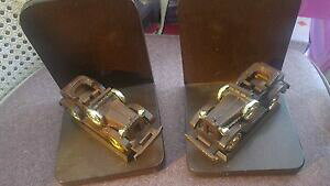 yzzr[ ͌^ fJ[ re[WAeB[NfJ[ubNGhvX`bNzC[2 vintage wooden antique model car bookends wood amp; gold plastic wheels