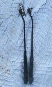 yzzr[ ͌^ fJ[ fX^OCp[A[ old model car 1989 mustang windshield wiper arms