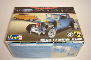 yzzr[ ͌^ fJ[ tH[hEBhEN[yfJ[revell 854228 1932 ford 5 window coupe 2 n 1 125 model car sealed inside