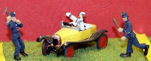yzzr[ ͌^ fJ[ T[JXRfBIuWFNgXP[fLbg2 x circus clowns comedy car set cir6 unpainted oo scale model kit 176