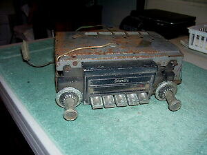 yzzr[ ͌^ fJ[ re[WJ[WIfvbV{^VAvintage delco sonomatic car radio model 7293604 pushbutton serial 0491646