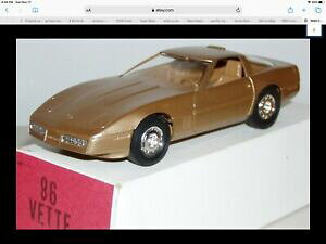 yzzr[ ͌^ fJ[ RxbgfB[[^bNS[hN[yfJ[1986 chevrotel corvette dealer promo metalic gold coupe model car mib