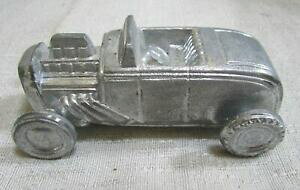yzzr[ ͌^ fJ[ tH[h[hX^[bgbhJ[fA~jE1932 ford roadster rat rod car detailed model sanded aluminum paperweight