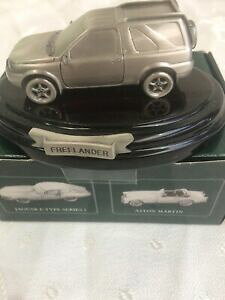 yzzr[ ͌^ fJ[ NVbNJ[RNVs[^[f{bNXfmarque models the classic car collection freelander pewter model boxed