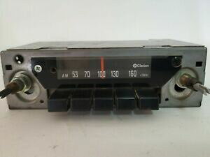 yzzr[ ͌^ fJ[ re[WNIJ[WIfvintage clarion car radio model 81 rf10191