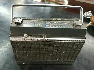yzzr[ ͌^ fJ[ |[^uJ[WIfz[ftH[hferris portable car radio model 184holden ford etc 1960s