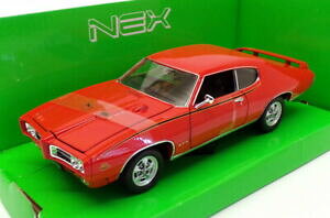 yzzr[ ͌^ fJ[ XP[fJ[|eBAbNwelly 12427 scale model car 22501w 1969 pontiac gto red