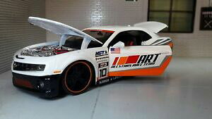 【送料無料】ホビー 模型車 モデルカー スケールシボレーカマロアートホワイトモデルカー124 scale chevrolet camaro ss rs art white 31359 maisto detailed model car 2010
