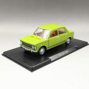 yzzr[ ͌^ fJ[ tBAbgfwhitebox 124 1969 fiat 128 classic car model rare
