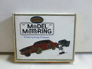 yzzr[ ͌^ fJ[ I[fXbgJ[LOP[Xaurora model motoring slot car carrying case