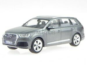 �y���������z�z�r�[ �͌^�� ���f���J�[ �A�E�f�B�O���[�~�j�}�b�N�Xaudi q7 typ 4m 2015 graphit grey modelcar minimax 143