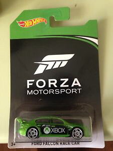 �y���������z�z�r�[ �͌^�� ���f���J�[ �t�H���c�@���[�^�[�X�|�[�c�t�H�[�h�t�@���R�����[�X�J�[�`�F�C�X���f���u�����h2017 hotwheels forza motorsport ford falcon race car chase model brand