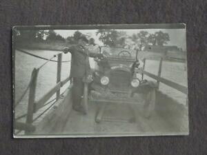 yzzr[ ͌^ fJ[ ftH[h|XgJ[hJ[tF[man with his model t ford on one car ferry over green river real photo postcard