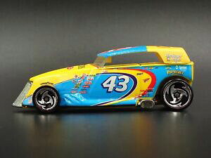 yzzr[ ͌^ fJ[ 1937fordphaeton custom hot rod cheerios rare 164 scalediecast model car1937 ford phaeton custom hot rod cheerios rare 164