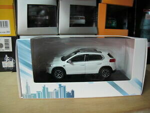 �y���������z�z�r�[ �͌^�� ���f���J�[ �V�g���G���h���t�F���z���C�gcitroen dong feng c3xr suv model car white 143 free shipping
