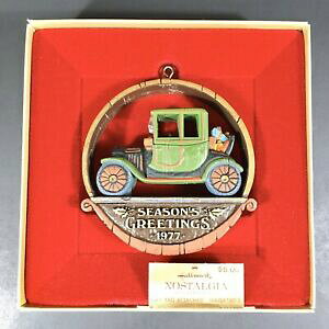 yzzr[ ͌^ fJ[ Be[WfNX}XI[igAeB[NmX^WAvintage 1977 model a hallmark keepsake christmas ornament antique car nostalgia