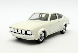 【送料無料】ホビー 模型車 モデルカー ソリッドスケールモデルカーオペルクーペラリーsolid 143 scale model car 97opel kadette gte coupe rally