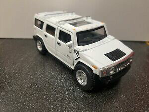 �y���������z�z�r�[ �͌^�� ���f���J�[ 2008h2 suvkinsmart���f��140�_�C�J�X�g2008 hummer h2 suv white kinsmart toy car model 140 scale diecast metal