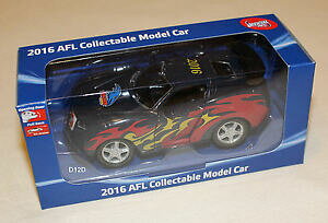 �y���������z�z�r�[ �͌^�� ���f���J�[ �A�f���[�h�J���X���f���J�[adelaide crows 2016 afl collectable model car