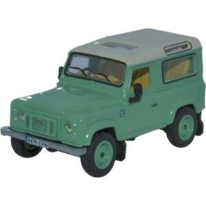 yzzr[ ͌^ fJ[ h[o[fBtF_[CgO[Cgx[WnhfJ[land rover defender 90, light greenlight beige, rhd, 0, model car, readymade,