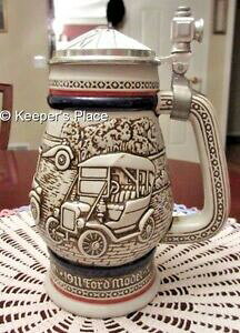 yzzr[ ͌^ fJ[ GC{r[X^CuWX^[X`[}[favon classic car lidded beer stein ceramarte brazil mg stanley steamer model t