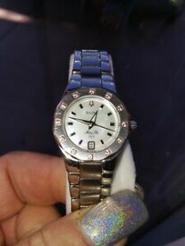 【送料無料】腕時計　ピンクサファイアウォッチブローバステンレスwomens bulova stainless steel mother of pearl pink sapphire watch~mint