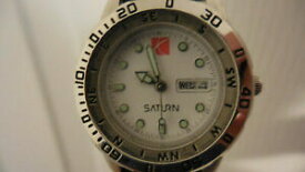 【送料無料】腕時計　サターンブランドレアladies saturn automotive branded wrist watch rare very hard to find