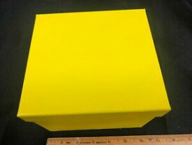 【送料無料】腕時計　デザイナーボックスシルクライニングケースauthentic yellow invicta designer retail watch box amp; case with silk lining