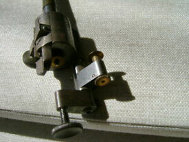 【送料無料】腕時計　メーカーツールカッターミリメートルサイズカッタージュエラーwatchmakers tool cutter estate very old 2mm size cutter jeweler steel and brass