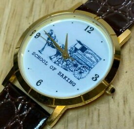 【送料無料】腕時計　ヴィンテージスクールオブベーキングメンゴールドトーンレザーアナログクォーツウォッチアワーニューバットvintage school of baking men gold tone leather analog quartz watch hour~