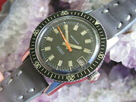 【送料無料】腕時計　ヴィンテージウォルサムステンレススチールダイブスポーツスイスvintage waltham stainless steel dive sport wrist watch with date, swissmade