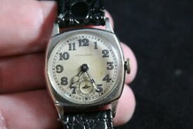 【送料無料】腕時計　ヴィンテージロンジンクッションゴールドケースvintage 1928 longines cushion shaped watch 14k gold filled case 15j 3 adjustment