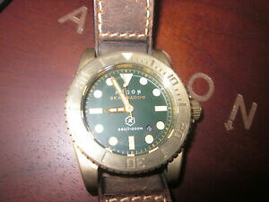 yzrv@gvWF_Co[uYV[VhEO[ancon montre plongee diver bronze sea shadow 1943agc4 green 45 mm in box