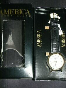 yzrv@AJy[GXYXgEHb`{bNXamerican perry ellis mens wrist watch ape1247a water resistant in box