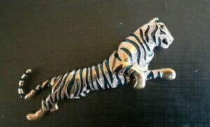 �y���������z�W���G���[�E�A�N�Z�T���[ �^�C�K�[�u���[�`�S�[���h���^���}�X�N���B���e�[�W�z���C�g���C���X�g�[��broche animaliere tigre metal dore laque strass blanc vintage xxeme