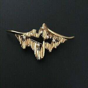yzWG[EANZT[ Be[W^u[`S[fp[fI[gN`[u[`broche vintage metal dore perles carven modele depose 1233 haute couture brooch