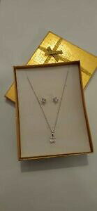 yzWG[EANZT[ R[iGIbL[jp[hiRVIhAVGMAvbJ[gIrARcollana e orecchini per donna con ciondolo a ciliegia placcato oro bianco 18kt