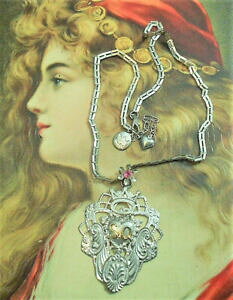 yzWG[EANZT[ N`[Z[uNC[Vo[S[hNX^lbNXauthentique collier sautoir couture save the queen pl argent pl or cristal