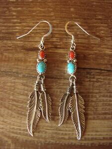 yzWG[EANZT[ iozVo[X^[O^[RCYR[|XgtFU[COoCxQCnavajo argent sterling turquoise corail post plume boucles doreilles par begay
