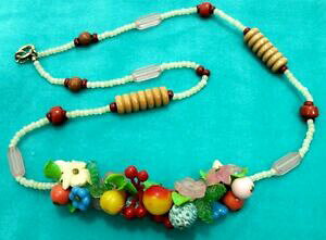 yzWG[EANZT[ rMbeAR[iBe[WRtb^GtBIbigiotteria collana vintage con frutta e fiori anni 60