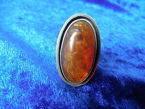 yzWG[EANZT[ OVo[Ao[belle, vieux anneau __ 835 argent __ avec ambre