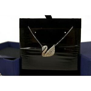yzWG[EANZT[ XtXL[VOl`[Xy_g{bNX`F[swarovski signature cygne pendentif avec chaine never utilise en boite