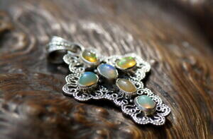 yzWG[EANZT[ v`Vo[NXEFIp[yfeBt`F[WG[belle petit 925 argent croix avec welo opales pendentif de chaine bijoux anciens
