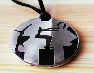 yzWG[EANZT[ gbvRA[yfeBtoCi^[fRX^[GfBVATXxgptop collier pendentif de nathalie decoster edition arthus bertrand paris